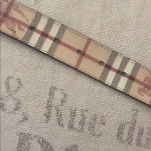 Burberry Accessories - Burberry belt (Authentic) Burberry Accessories - Burberry belt (Authentic)